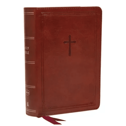 Nkjv, Reference Bible, Compact, Leathersoft, Brown, Red Letter Edition, Comfort Print: Holy Bible, New King James Version - Imitation Leather - iShook Books