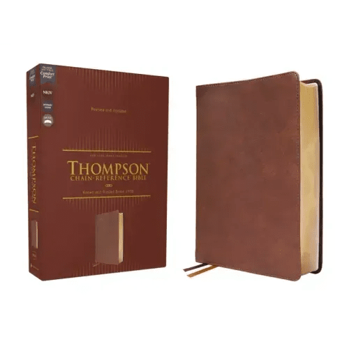 Nkjv, Thompson Chain - Reference Bible, Leathersoft, Brown, Red Letter, Comfort Print - Imitation Leather - iShook Books