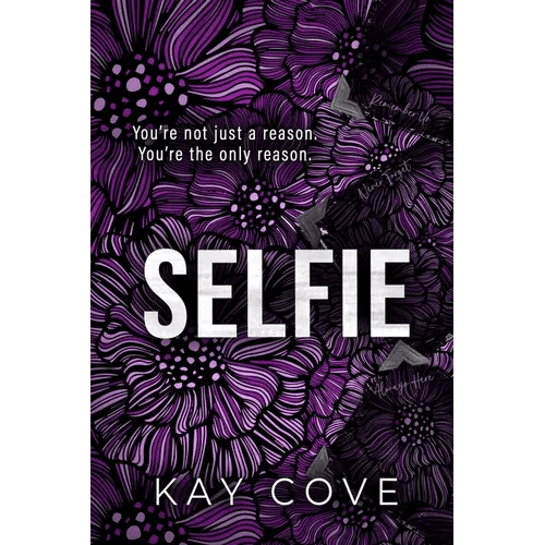 Selfie - Paperback - iShook Books